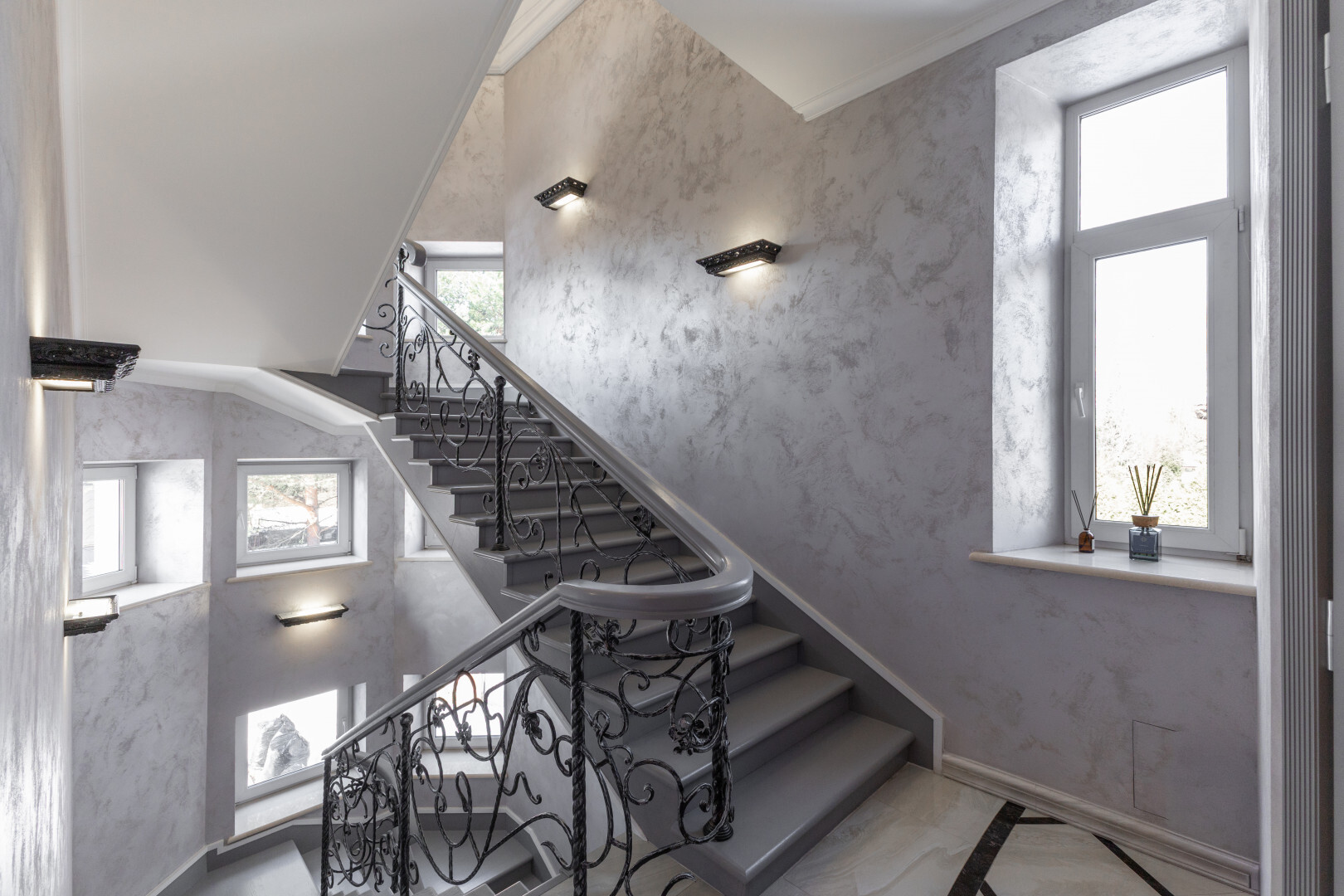 Дом 450м²+ участок с бассейном!