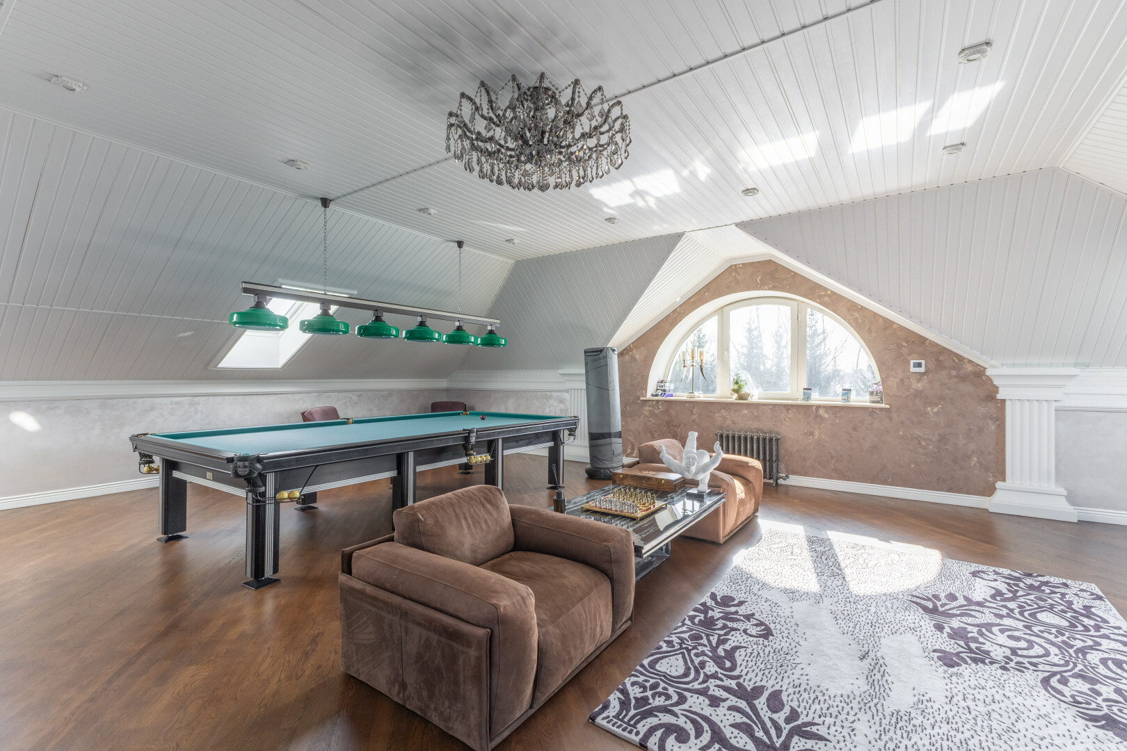 Дом 450м²+ участок с бассейном!